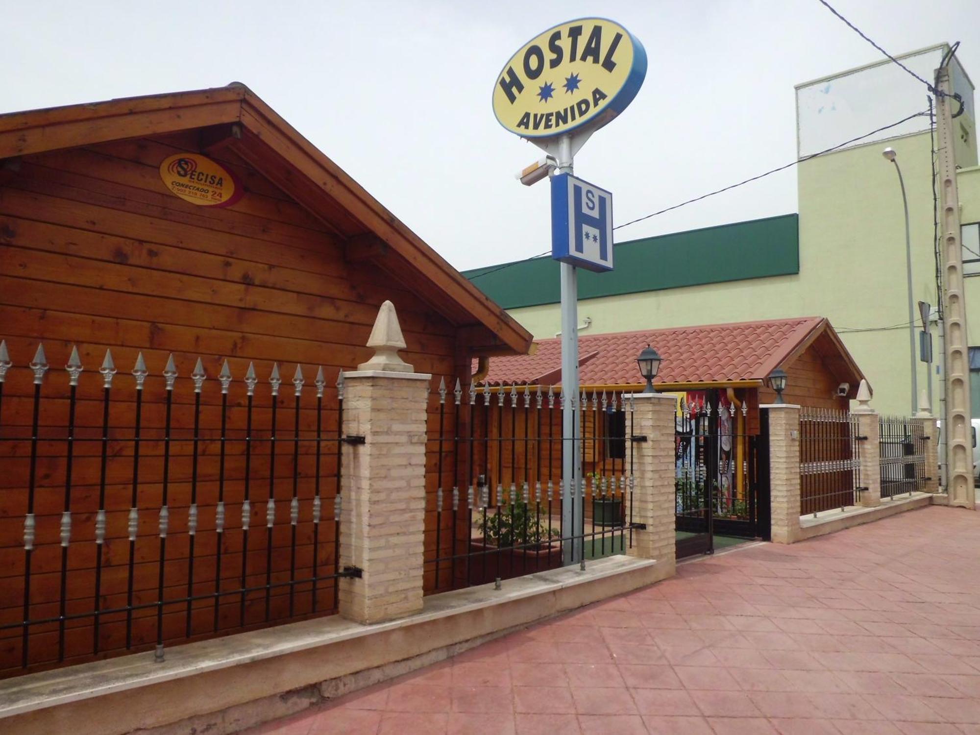 Hostal Gran Avenida Tarancón Extérieur photo